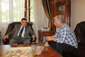 Bakan yardımcısı A.Baha Öğütken ile