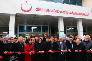 Ağız Ve Diş Sağlığı Merkezi Törenle