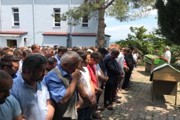 Karahasan ve Demir Son Yolculuğuna
