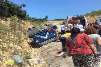 Ahurlu lu Karı koca Kazada Hayatını