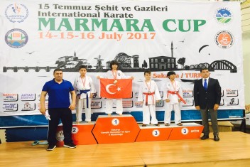 Pirazizli Milli Sporcu ve Kardeşi Altın Madalya