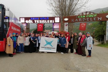 TÜGVA gençliği hafta sonu yayla gezisi