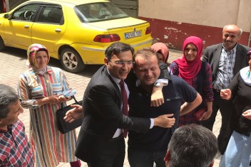 Demirkan Yağlıderede Vatandaşlarla