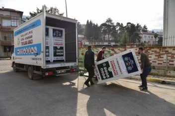 GİYSİ VE AYAKKABI KUMBARALARI