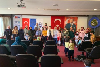 BELEDİYE ÇALIŞMALARI MÜLTECİ AİLELERE
