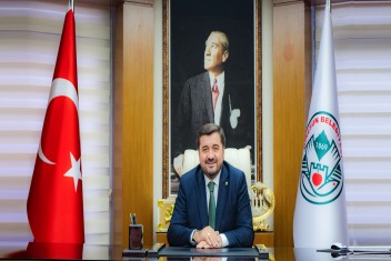 BAŞKAN ŞENLİKOĞLU ÖĞRENCİLERE BAŞARILAR