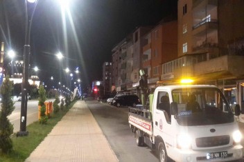 HER GECE İKİ ARAÇLA İLAÇLAMA