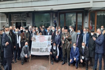 100 YILIN TEMELİNE İMZA