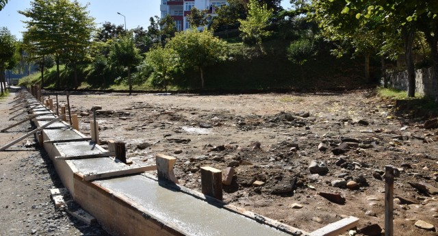 çocuk parkları yenileniyor