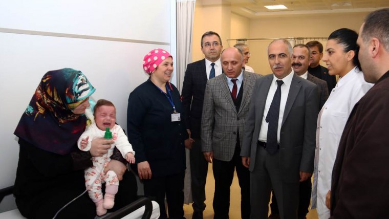 Vali Karahan'dan Hasta Memnuniyeti Uyarısı