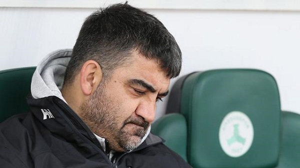 GİRESUNSPOR ÜMİT ÖZAT'LA YOLLARI AYIRDI