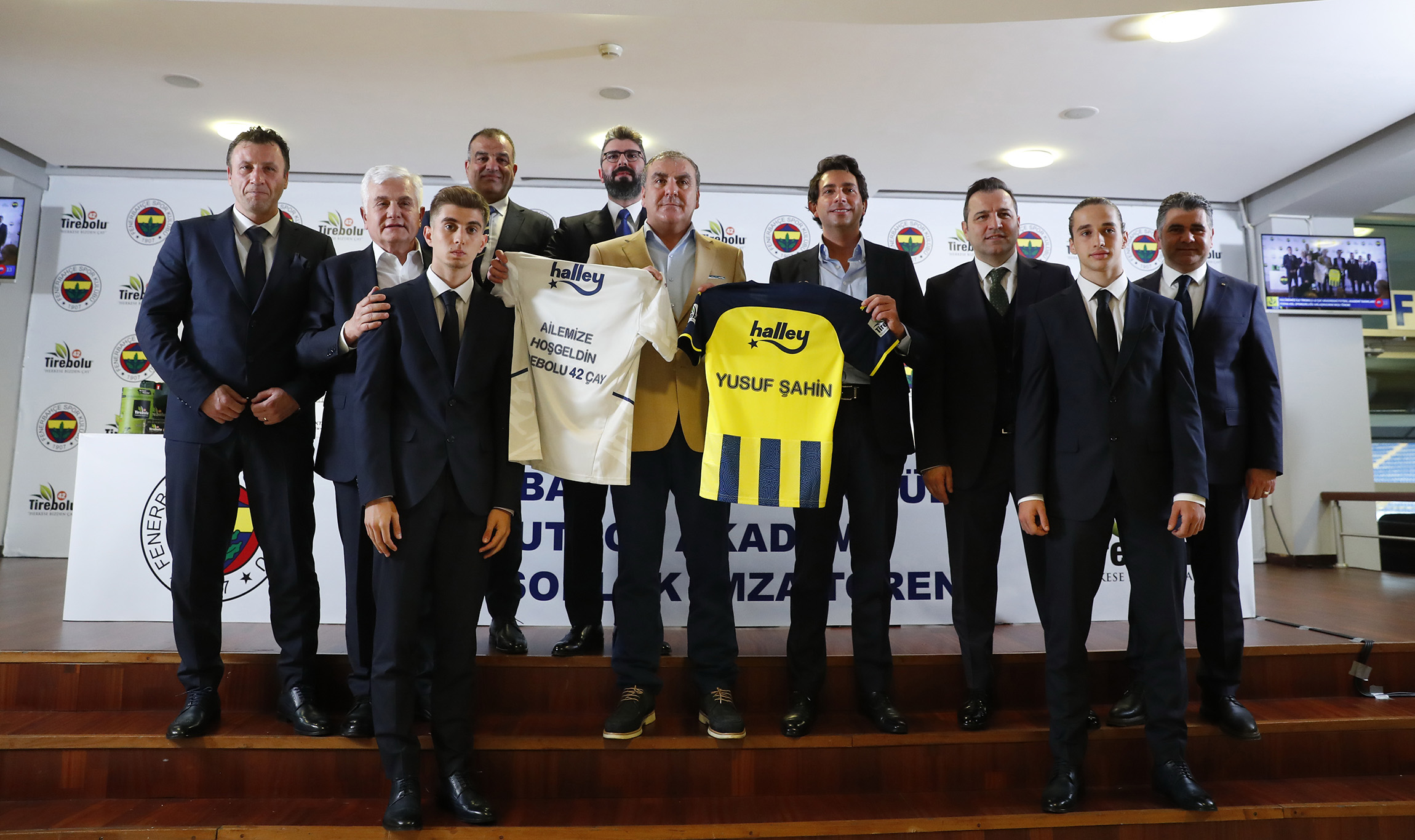 Tirebolu 42  Fenerbahçe Taraftar Çay Üretecek