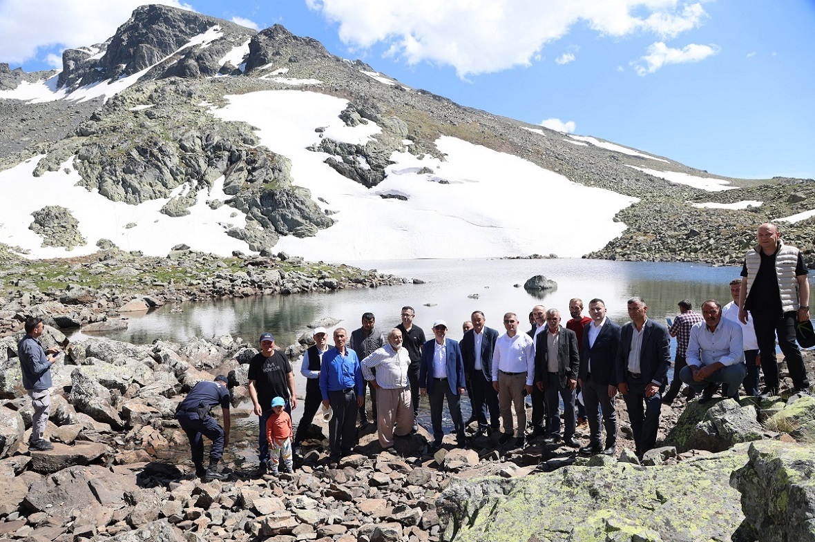 Vali Serdengeçti'den Yayla ve Belde Ziyaretleri