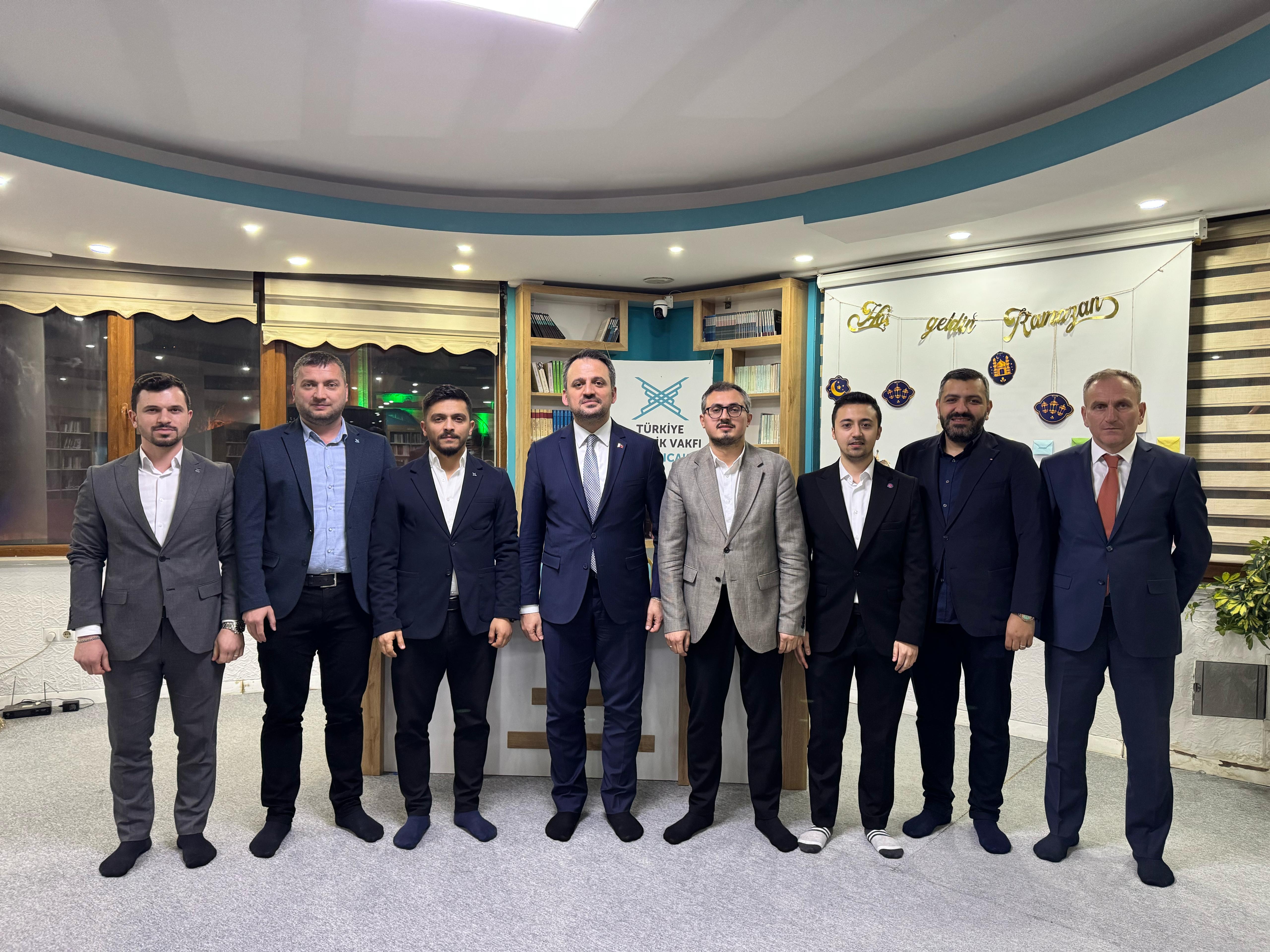 Dr. Enes Eminoğlu TÜGVA Bulancak’ı Ziyaret Etti